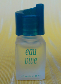 CARVEN Eau vive p 2ml sérigraphie et bc verts verre dépoli pleine sans boite