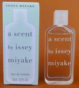 MIYAKE a scent by Issey Miyake edt 7,5ml pleine + Boite neuve