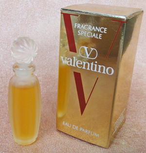 VALENTINO V edp fragrance spéciale 4ml verre dépoli pleine + Boite